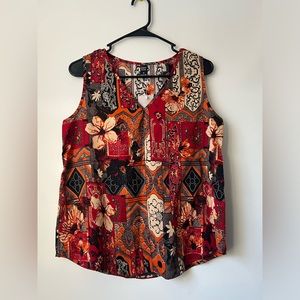 Women’s Sleeveless Blouse (M)